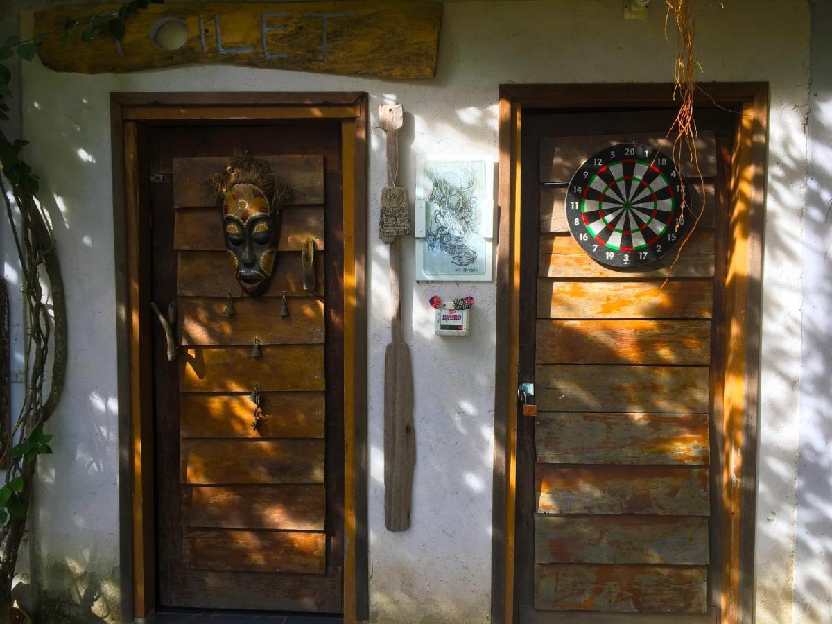 Merdeka House Maluk المظهر الخارجي الصورة