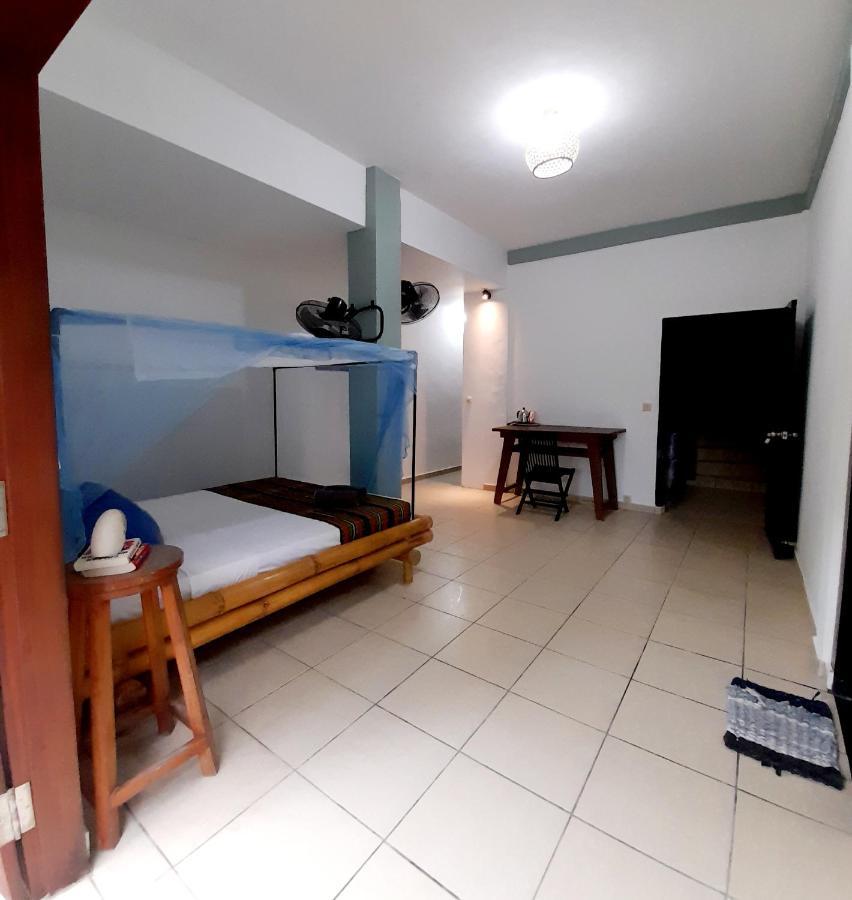 Merdeka House Maluk المظهر الخارجي الصورة